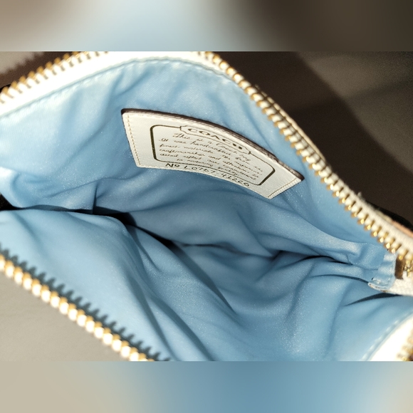 COACH SIGNATURE SWING PACK L0767-41226 SCARF BLUE CROSS BODY - Picture 6 of 12